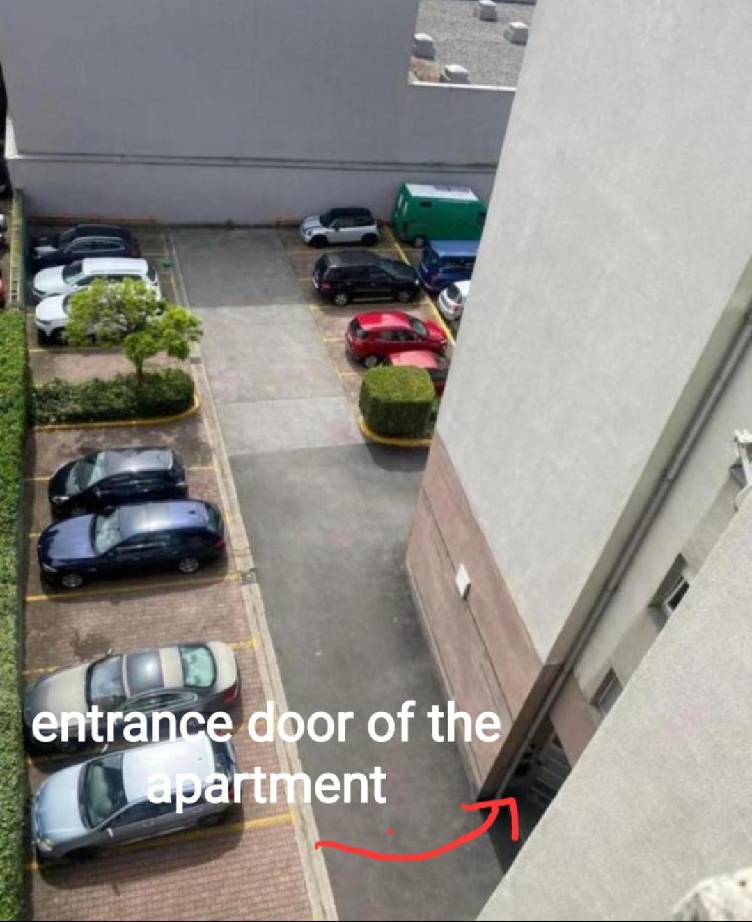 Lea Apartment - Free Parking In Front For 2 Cars ザグレブ エクステリア 写真